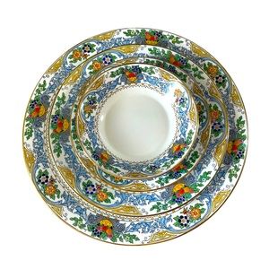 22k Gold Trimmed Adderleys Almora Plates (Set of 4)